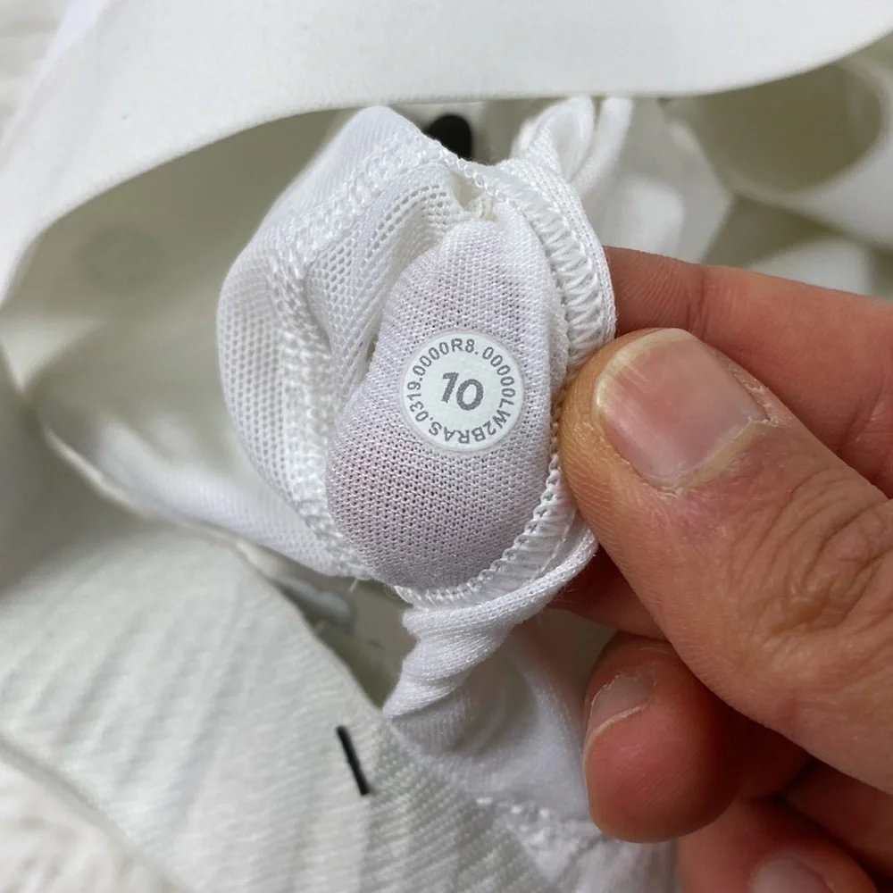NWT Lululemon Esker Bra *lululemon lab SeaWheeze White Nimbus